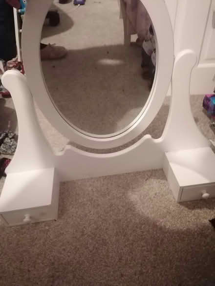 Photo of free Girls dressing table mirror (Bramley LS13) #2