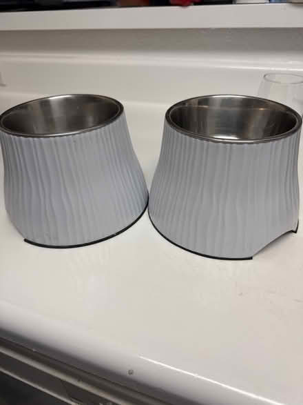 Photo of free Dog bowls (Warner center) #1