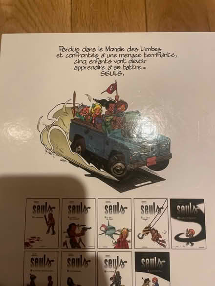 Photo of free 2 French graphic novels (E8) #3