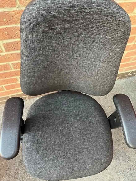 Photo of free Desk Chair (Fair Oak SO50) #2