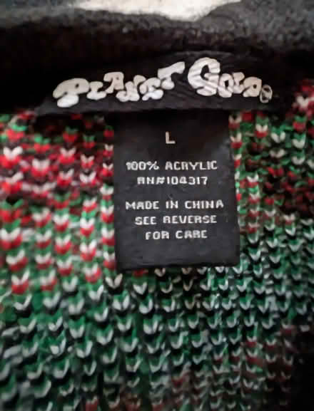 Photo of free Christmas clothes (Hayward Downtown) #2