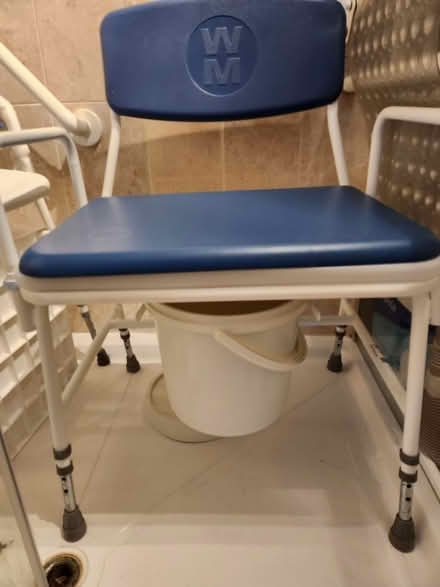Photo of free Large commode (Windsor SL4 Berkshire) #2