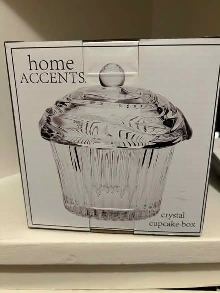 Photo of free Crystal cupcake box/container (San Jose Burbank Area) #1