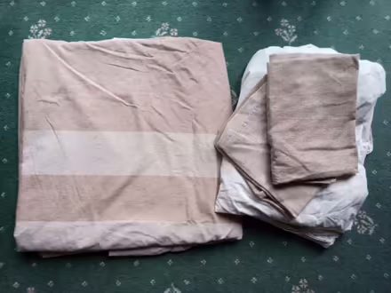 Photo of free 4 Double Duvet Cover Sets, Various Colours (Westbury BA13) #3