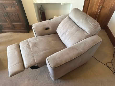 Photo of free Electric Reclining Armchair (Cv37 9QE) #4