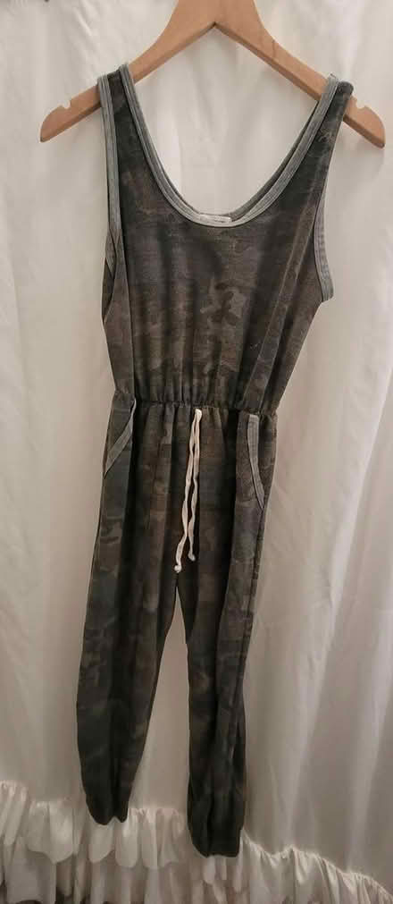 Photo of free Jumpsuits and Pants (Upper East Side) #2