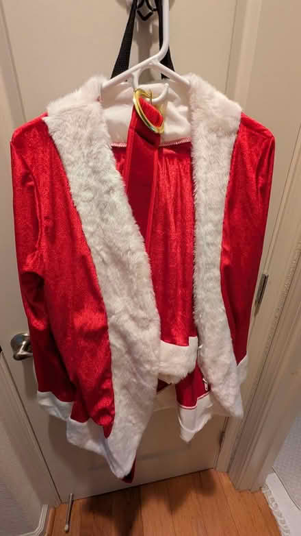 Photo of free Christmas clothes (Hayward Downtown) #3