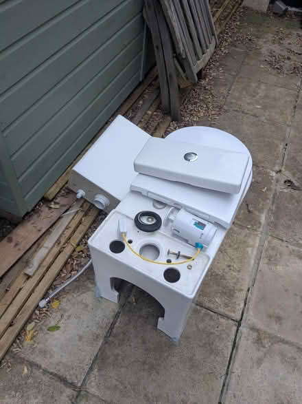 Photo of free Toilet (SE21) #1