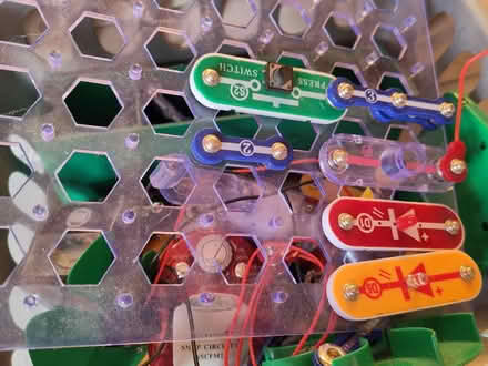 Photo of free Incomplete Green Snap Circuit kit (Ebley GL5) #2