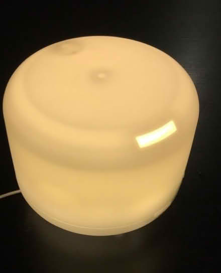 Photo of free Oil diffuser and humidifier (Surrey Quays SE16) #1