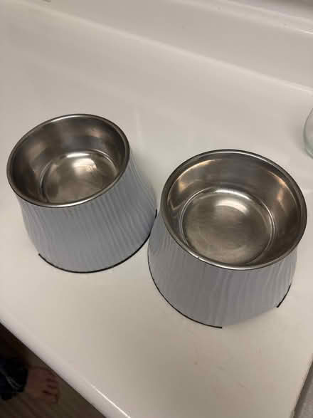 Photo of free Dog bowls (Warner center) #2