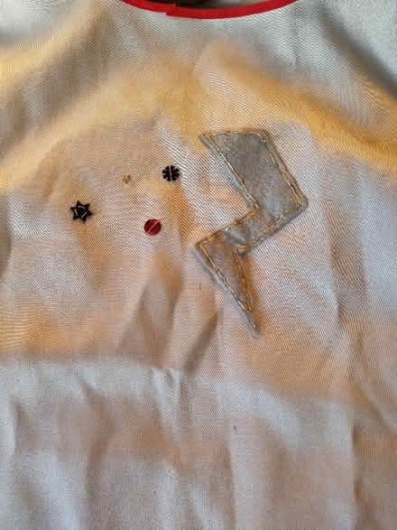 Photo of free Little knight outfit (Ebley GL5) #4