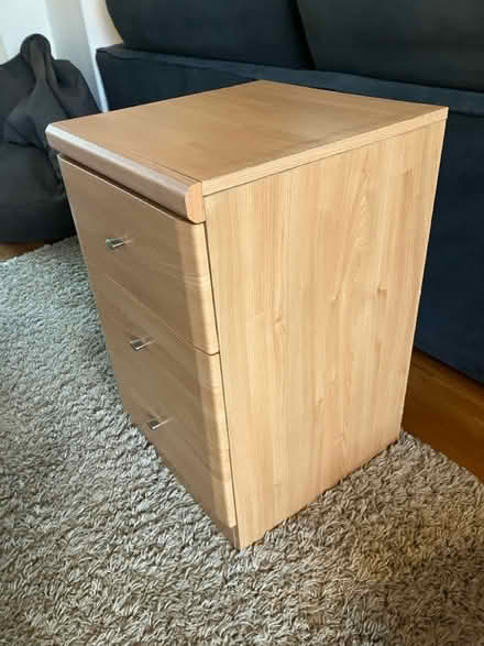 Photo of free Bedside cabinet/ chest of drawers (Brighton BN1) #2