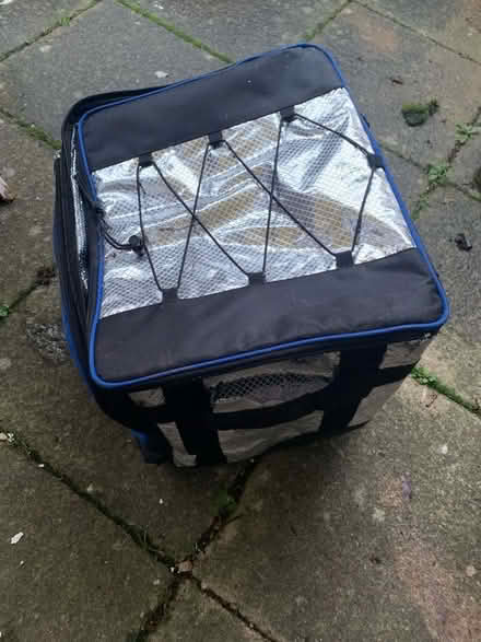 Photo of free Large cooler bag (Clapham MK41) #4