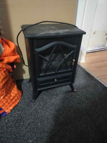 Photo of free Electric fan heater (Lees OL4) #1