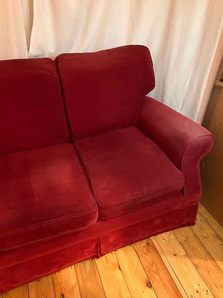 Photo of free 2-seater sofa good condition (Tooting SW17) #2