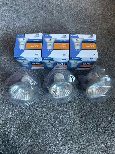 Photo of free Halogen lightbulbs (Mount Nod, Coventry) #1