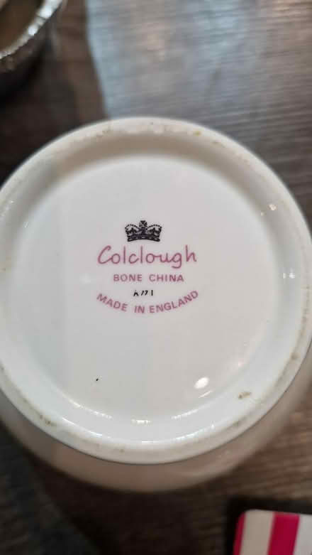 Photo of free China Colclough (Horsham Station) #1