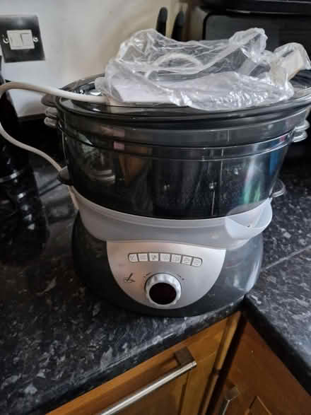 Photo of free Veg steamer with manual (Leeds LS10) #1