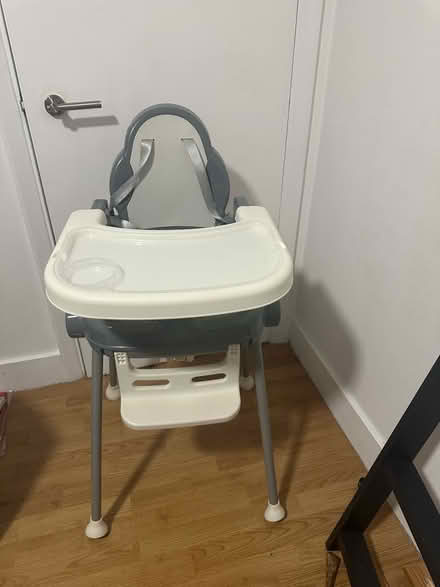 Photo of free Baby/toddler high chair (CR2) #2