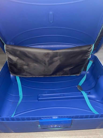 Photo of free Suitcase (W13) #4