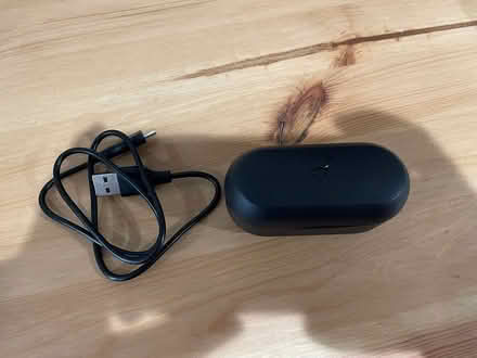 Photo of free soundcore wireless earbuds (Capitol Hill) #3
