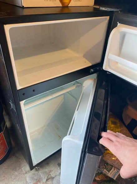Photo of free Small/college fridge and freezer (Maspeth) #2