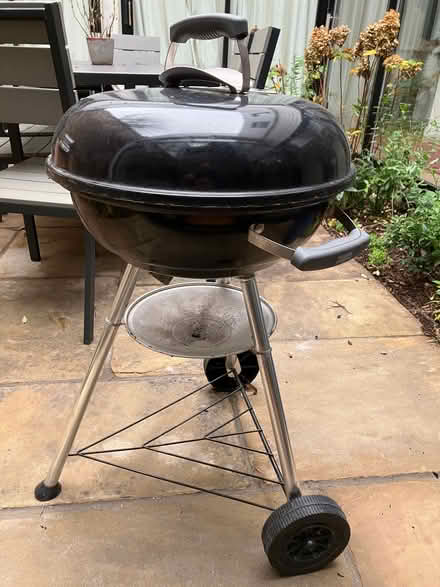 Photo of free Medium Weber Grill (Clerkenwell WC1X) #1