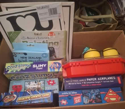 Photo of free Box of toys (GU21) #1