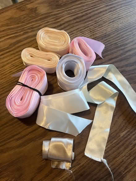 Photo of free Assorted ribbons (Gleedless (S12)) #1