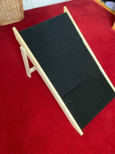 Photo of free Dog/cat steps/ramp (Little Chalfont HP6) #2