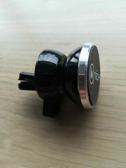 Photo of free Magnetic phone holder for car (Sutton SM2) #1