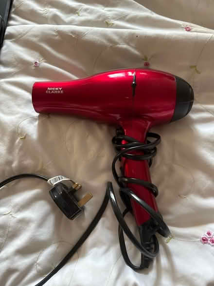 Photo of free Hairdryer (GL4) #1