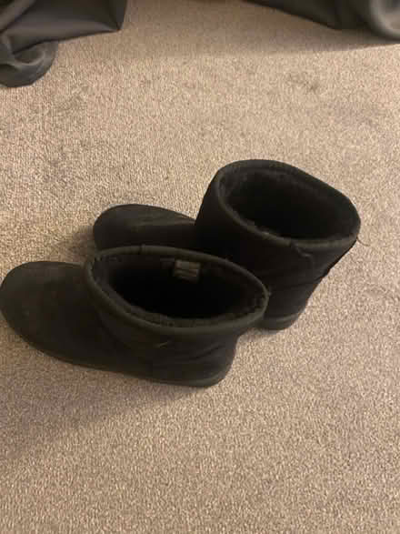 Photo of free Black boots (Wandsworth) #2