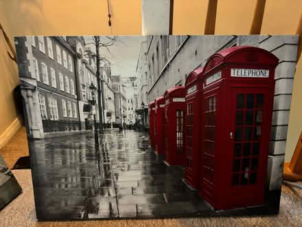 Photo of free London cavas (Waterlooville PO8) #1