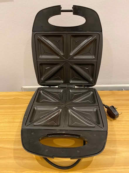 Photo of free Logic Sandwich toaster (Merton Park SW19) #2