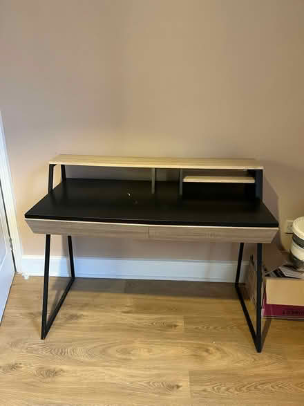 Photo of free Desk with 2 drawers (Furzedown SW16) #1