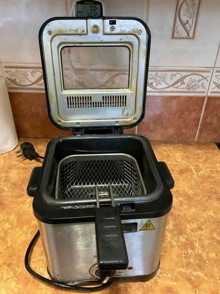 Photo of free Deep fat fryer (Coppull, PR7) #3