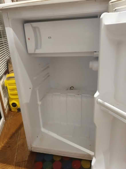 Photo of free Fridge - under counter -Smeg (Lee SE12) #2