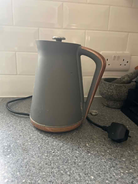 Photo of free Swan grey kettle (OX44 nuneham) #1