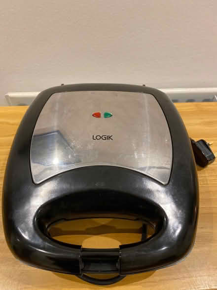 Photo of free Logic Sandwich toaster (Merton Park SW19) #1