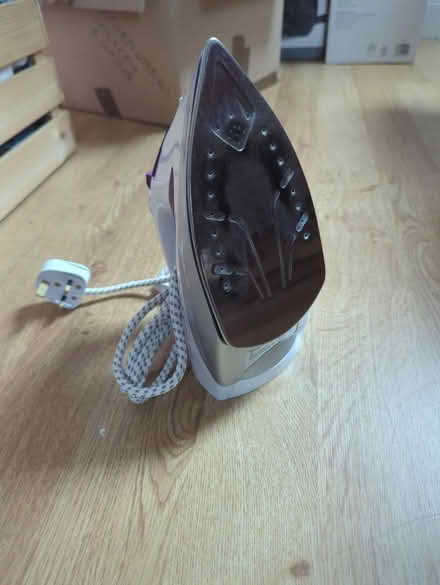 Photo of free Clothes iron (E17) #2