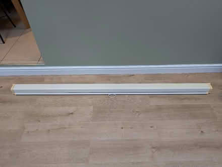 Photo of free 92 inch pull down projector screen (Kenpshott RG22) #2