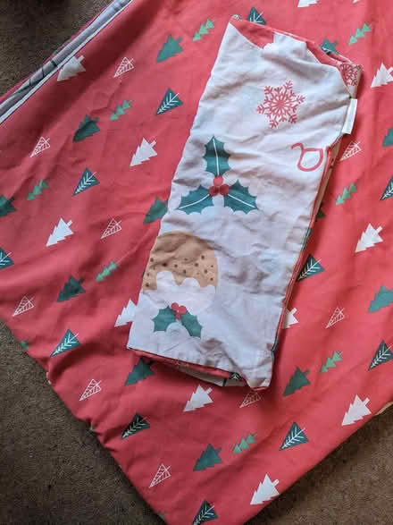 Photo of free Single duvet covet with pillowcase (Handsworth B20) #2