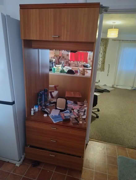 Photo of free Dressing Mirror wth Drawer/Armchair (PE11) #1