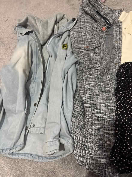 Photo of free Woman’s clothes mix bag (L13) #1