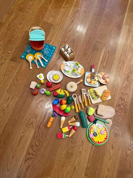 Photo of free Hape kitchen/food set-Logan Square (Logan Square) #3