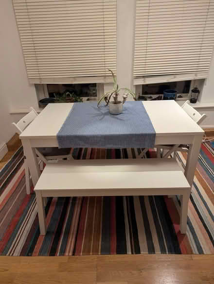 Photo of free Extendable White Dining Table (Tufnell Park,) #1