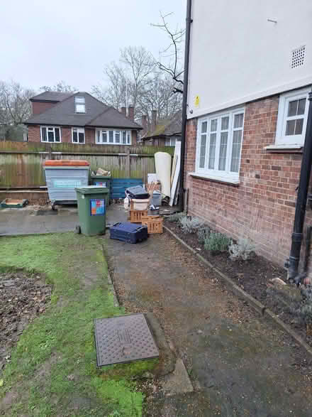 Photo of free Plenty items Hendon (N3) #1