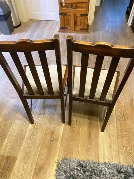 Photo of free 4 solid dinning chairs (Ox449dj Garsington) #2